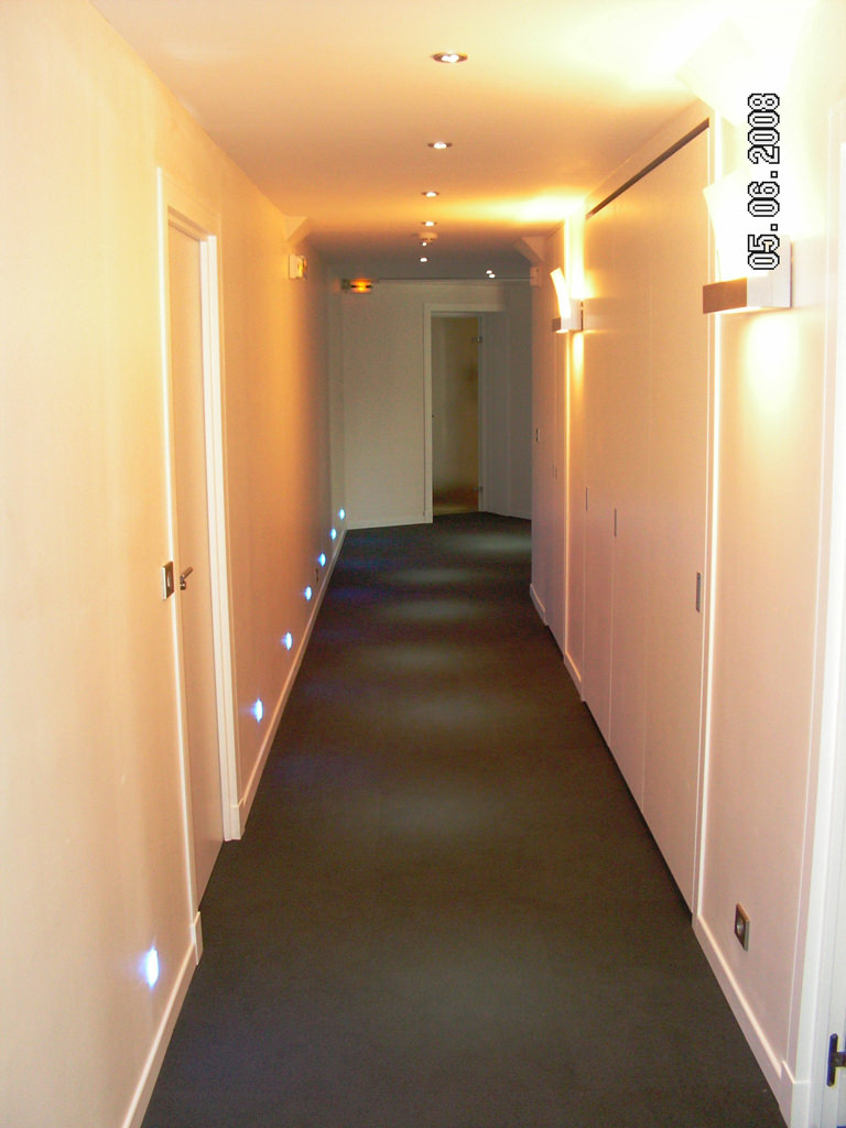 placeholder image-sq